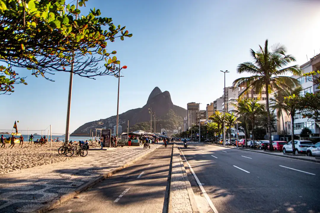 Ipanema beachfront and Dois Irmãos in Rio de Janeiro