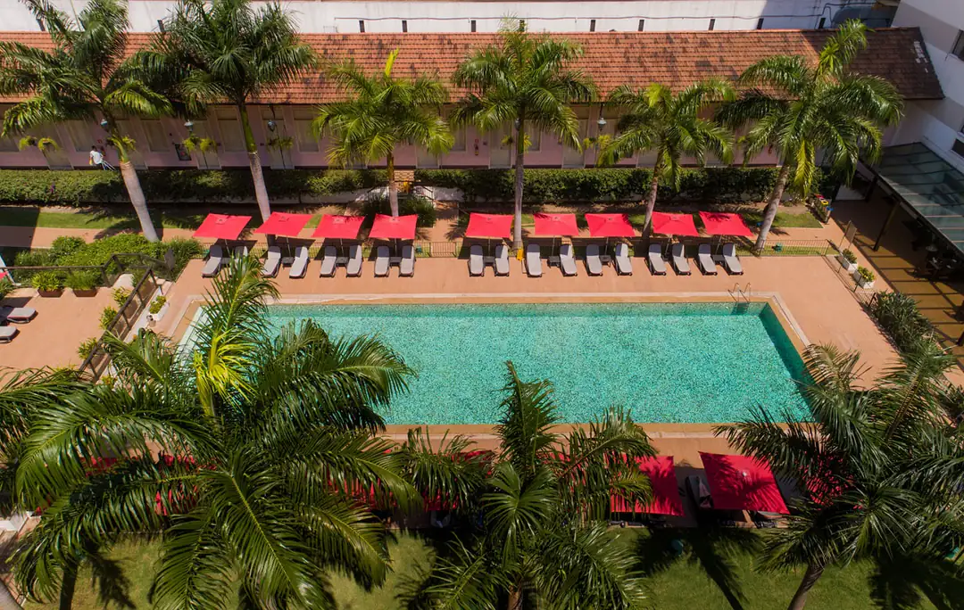 The courtyard swimming pool and historic wing at Vila Galé Rio de Janeiro